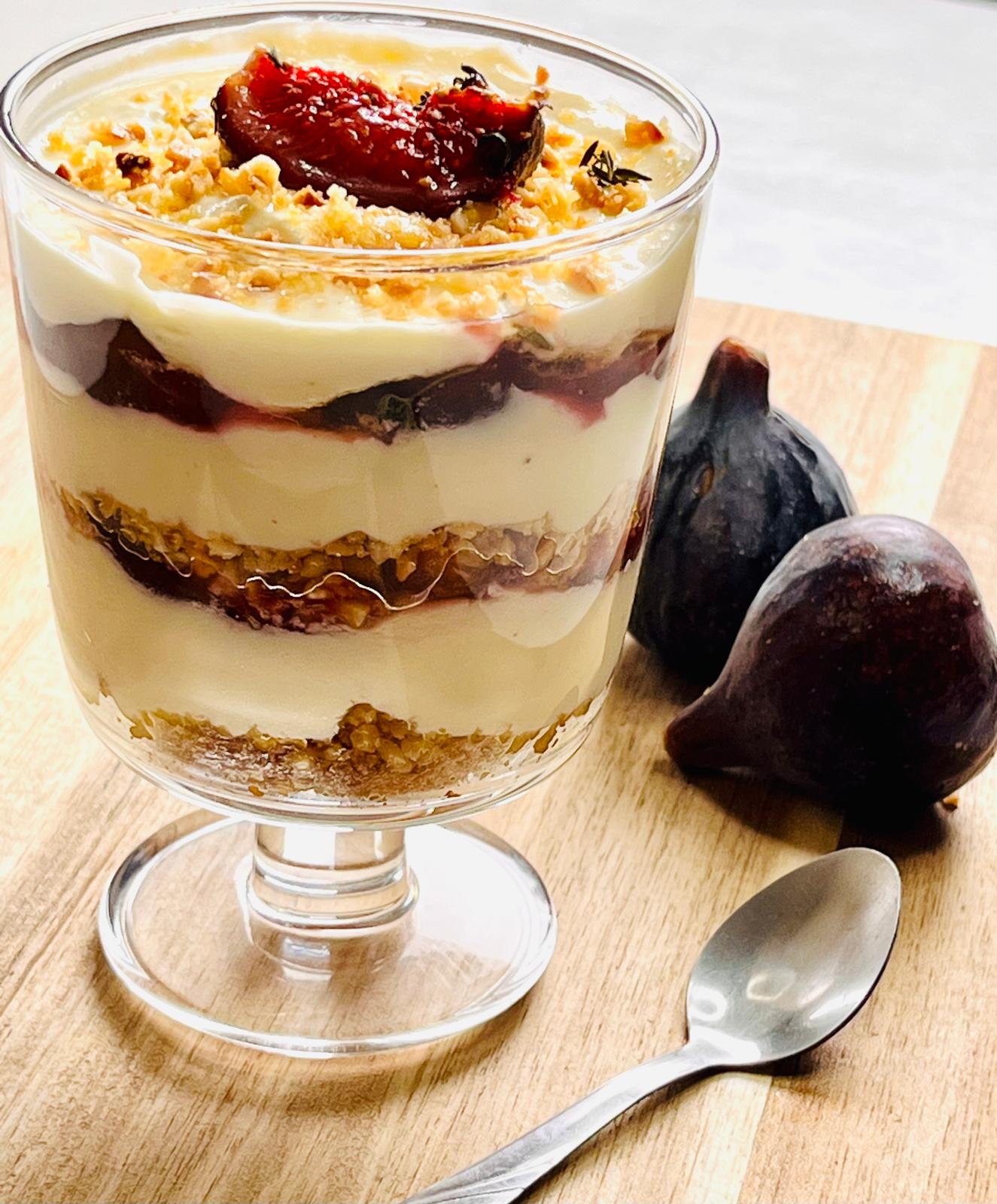 Tiramisu au chèvre, mascarpone & figues rôties au miel